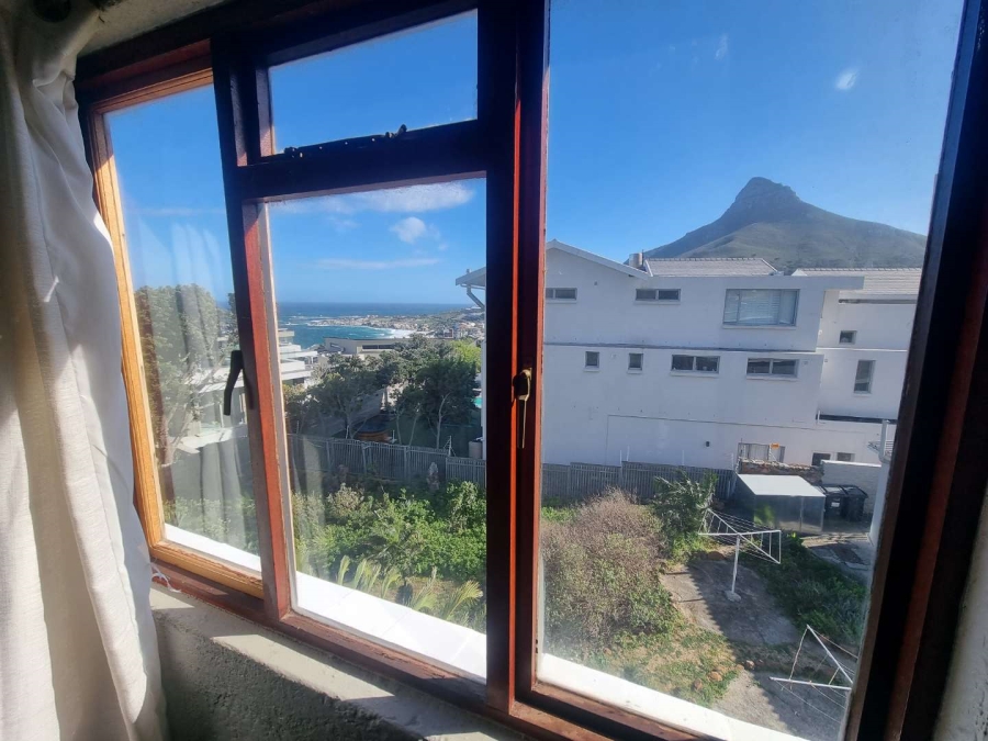 To Let 1 Bedroom Property for Rent in Camps Bay Western Cape